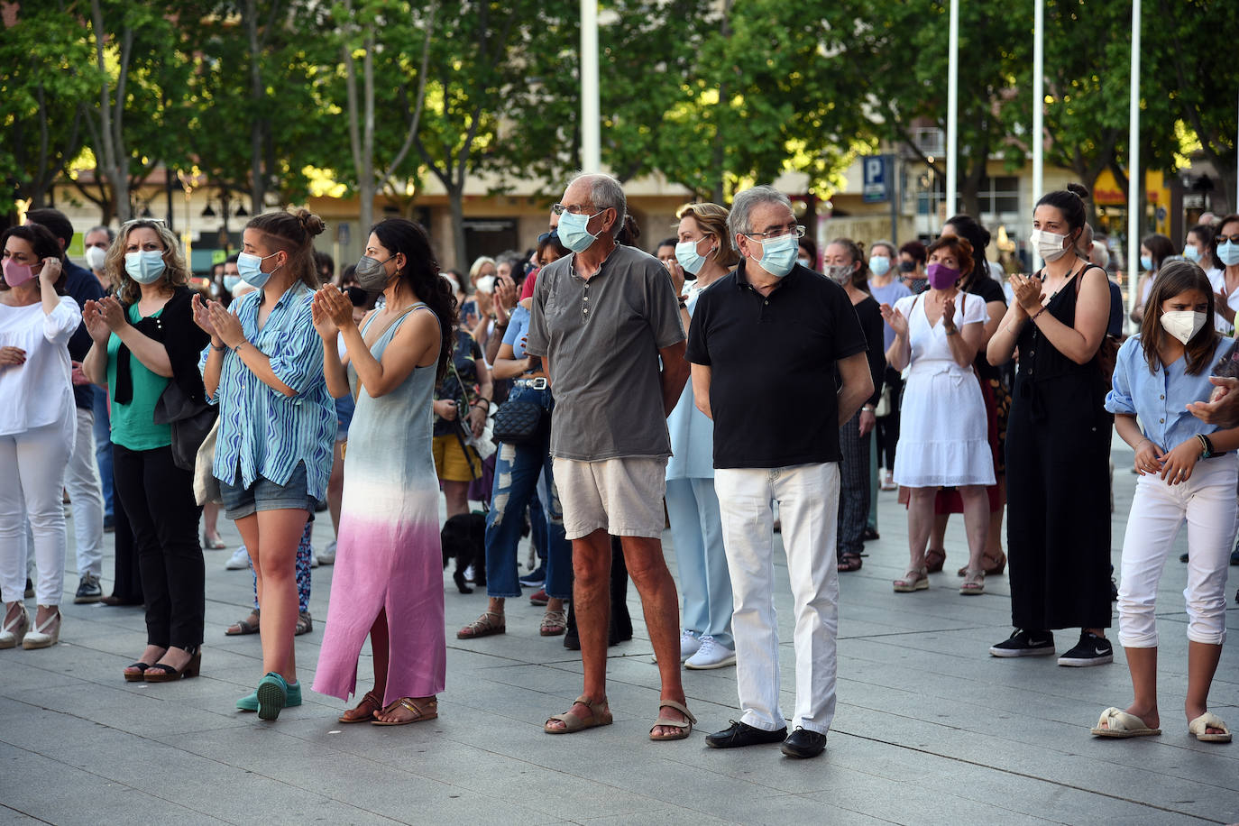 Fotos: Concentración en Logroño contra la violencia machista