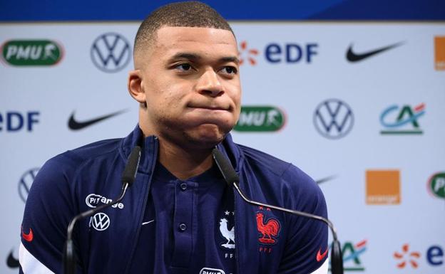 Kylian Mbappé, en rueda de prensa. 