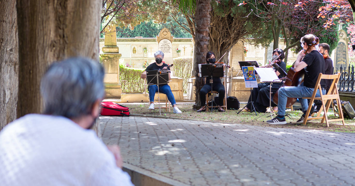 Los conciertos se han escuchado en el Monte Cantabria, el cementerio, la Casa de los Periodistas, María Teresa Gil de Gárate y en el patio de la Gota de Leche. 