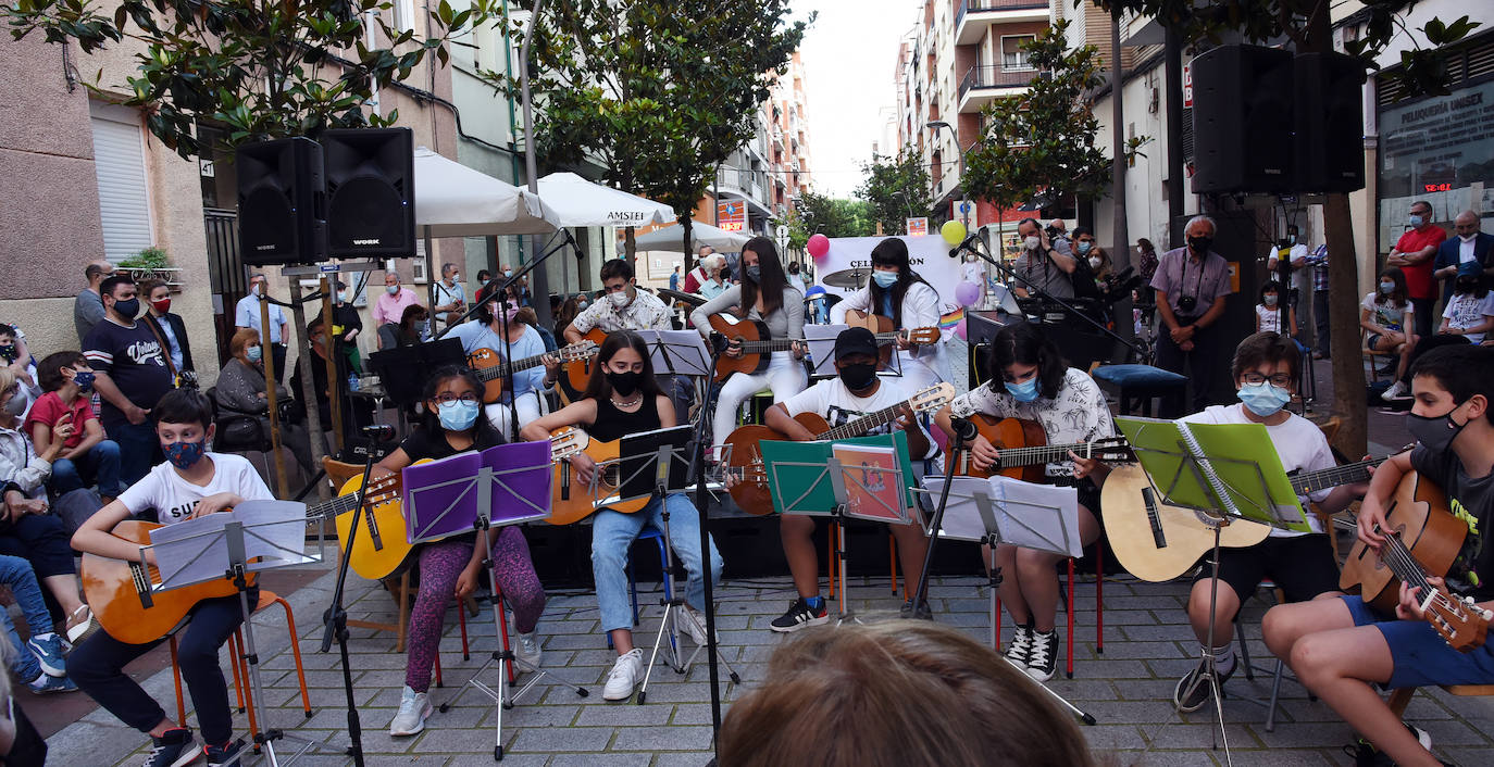 Los conciertos se han escuchado en el Monte Cantabria, el cementerio, la Casa de los Periodistas, María Teresa Gil de Gárate y en el patio de la Gota de Leche. 