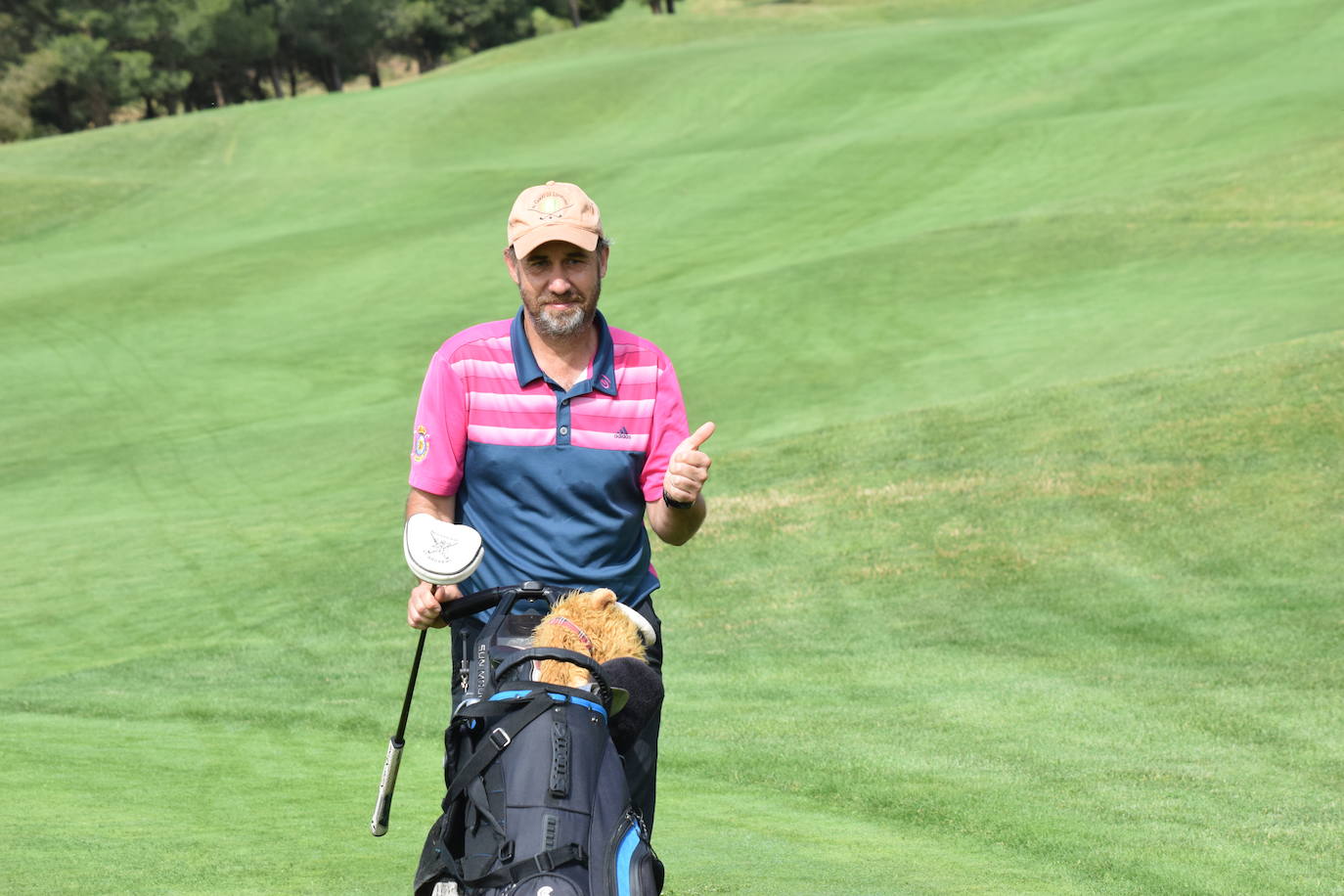 Los participantes en el torneo Bodegas Ontañón de la Liga de Golf y Vino disfrutaron de un gran día de golf en El Campo de Logroño.