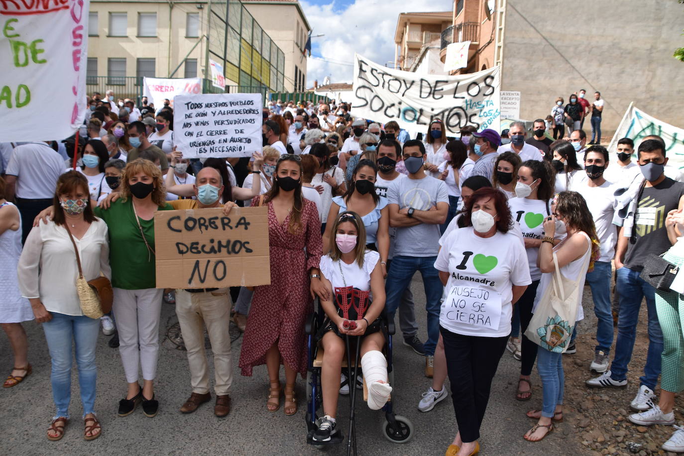 Más de 700 personas de la zona básica de Salud de Murillo de Río Leza se manifestaron en contra de las medidas previstas por Salud. 