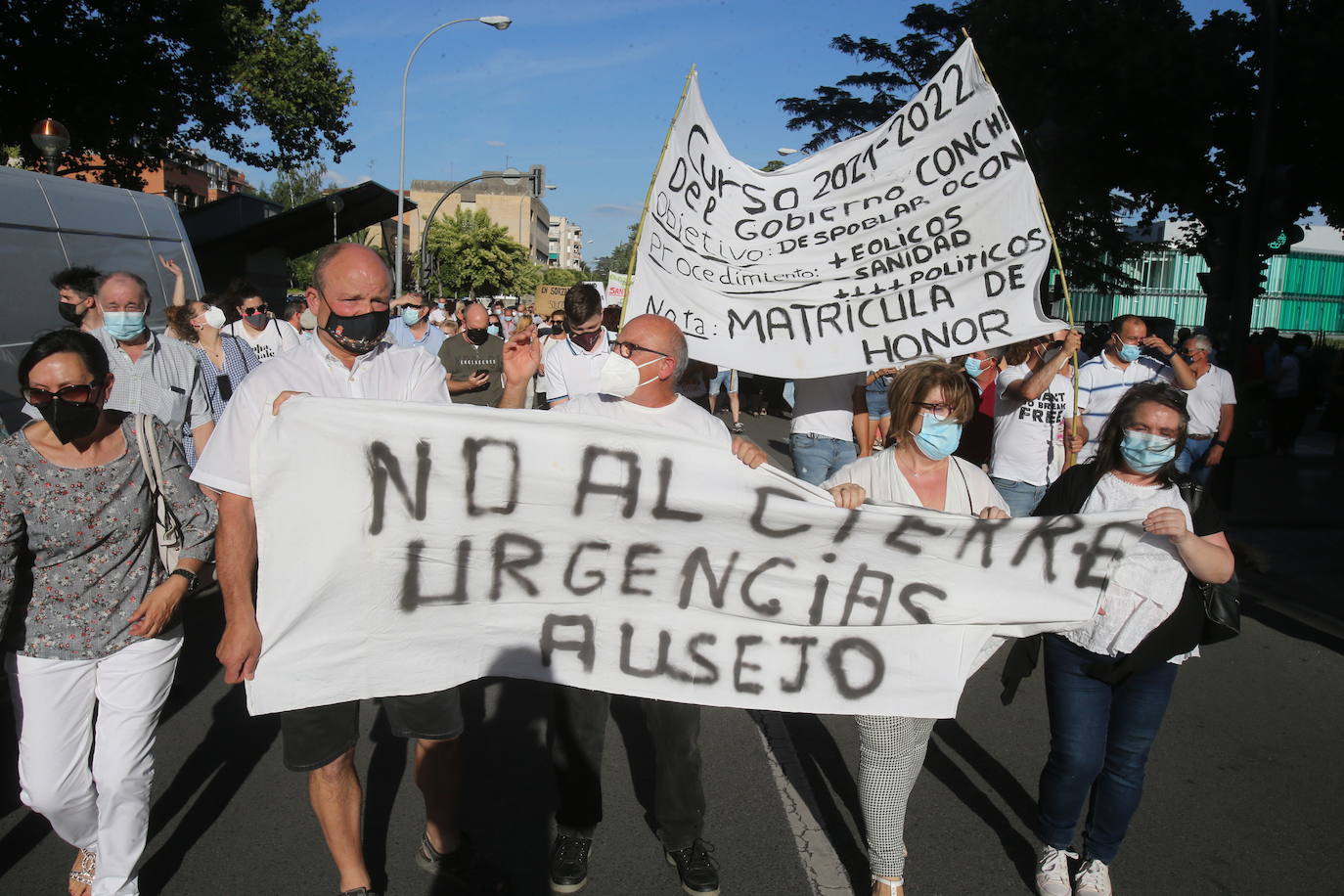 Fotos: Las imágenes de la manifestación en Logroño contra el Plan de Atención Continuada