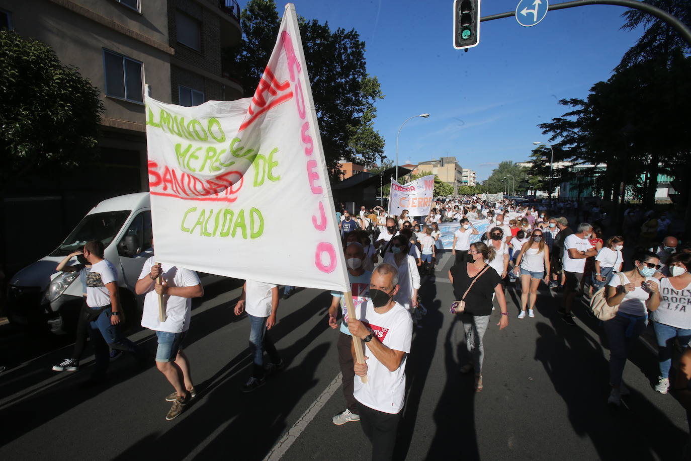 Fotos: Las imágenes de la manifestación en Logroño contra el Plan de Atención Continuada