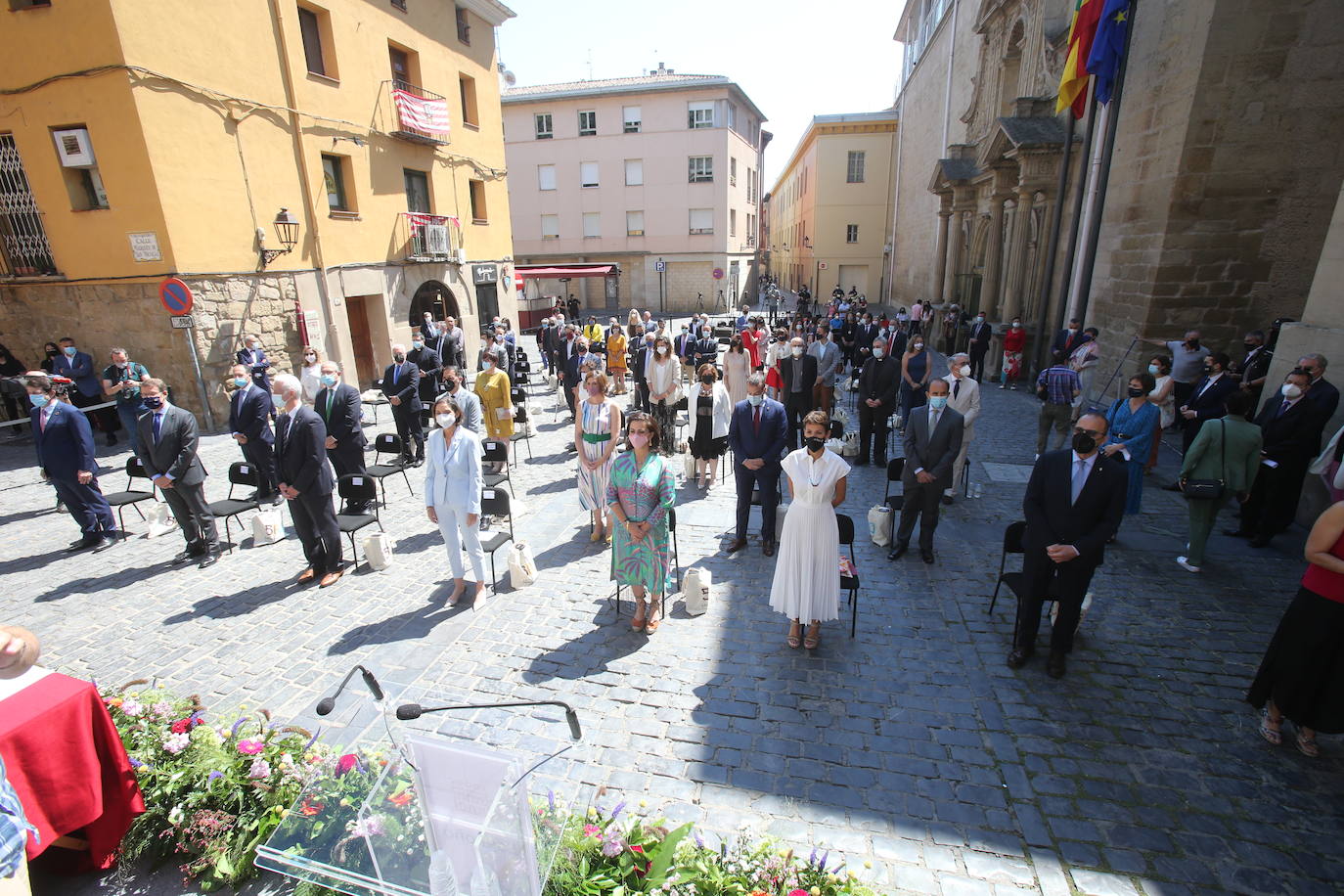 El Gobierno de La Rioja, junto al de Galicia, Aragón, Navarra y Castilla y León, unidos por el Camino de Santiago, convocados por los municipios del Camino, firman en Logroño una Declaración de Cooperación Interregional. 