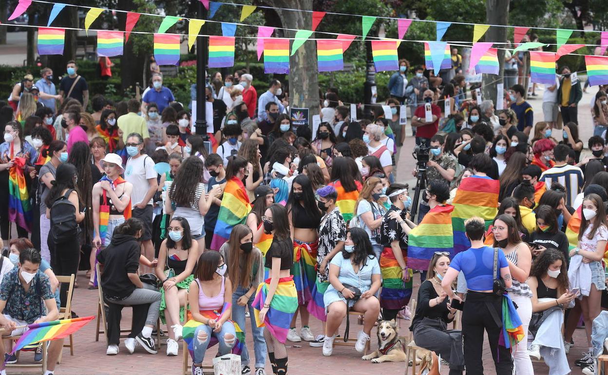 Los jóvenes toman el arcoíris