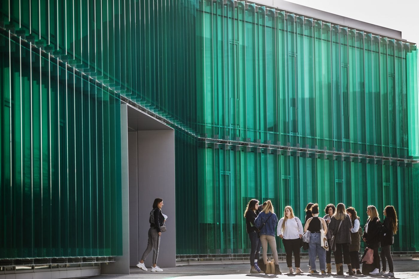 El director y dos profesoras de la Escuela de Enfermería, cesados tras la integración en la UR