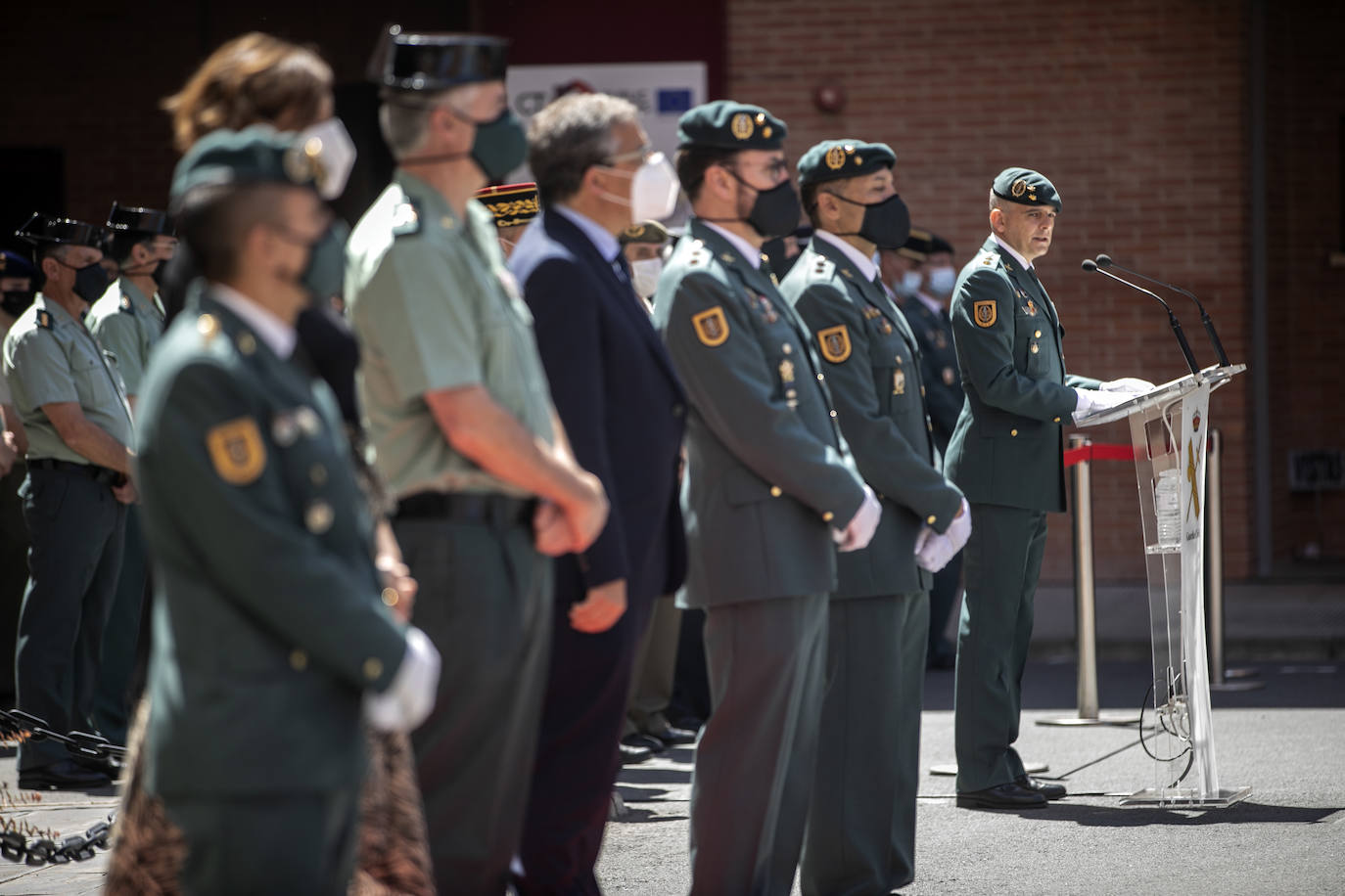 Fotos: Toman posesión los nuevos jefes de la Unidad de Acción Rural y del GAR de la Guardia Civil