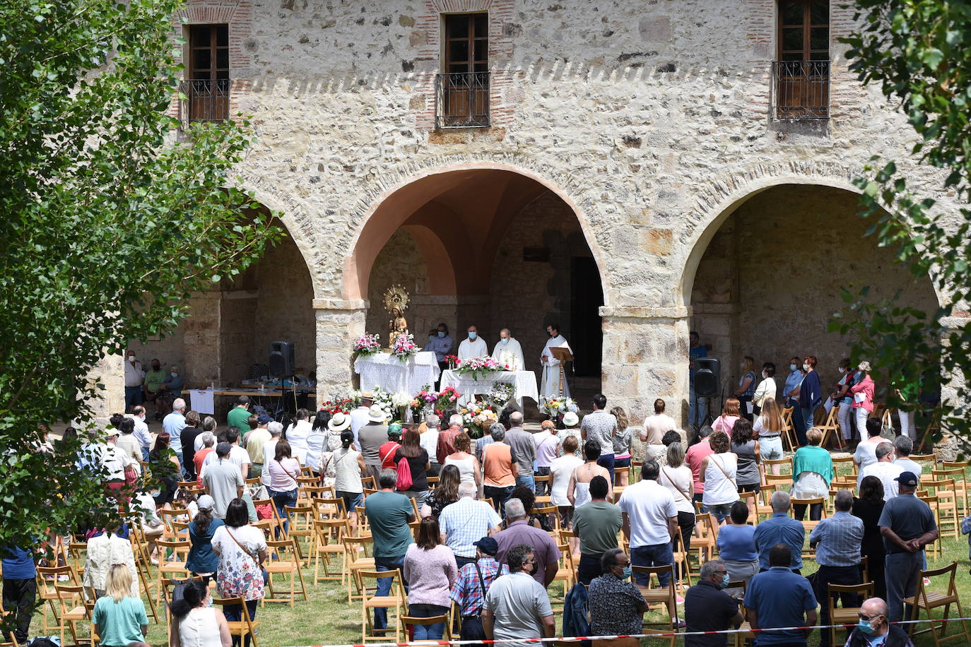 Fotos: Las imágenes de la Caridad Grande de Villoslada de Cameros