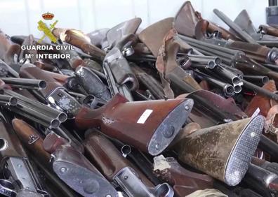 Imagen secundaria 1 - La Guardia Civil destruyó más de 500 armas durante el 2020 en La Rioja