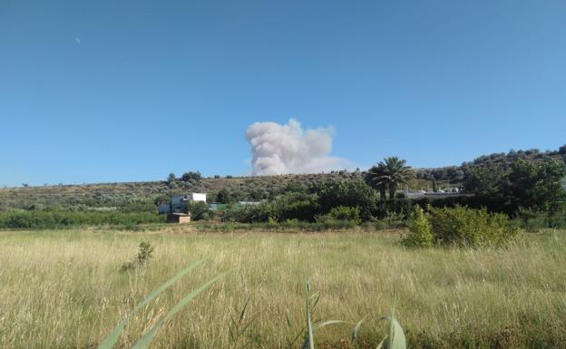 El primer gran incendio de la temporada en La Rioja quema las laderas del Monte Yerga