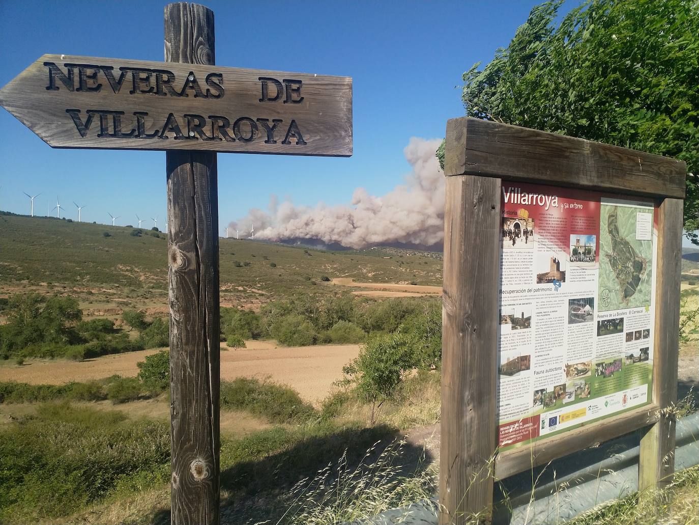 Incendio en Yerga: una columna que se ve desde kilómetros