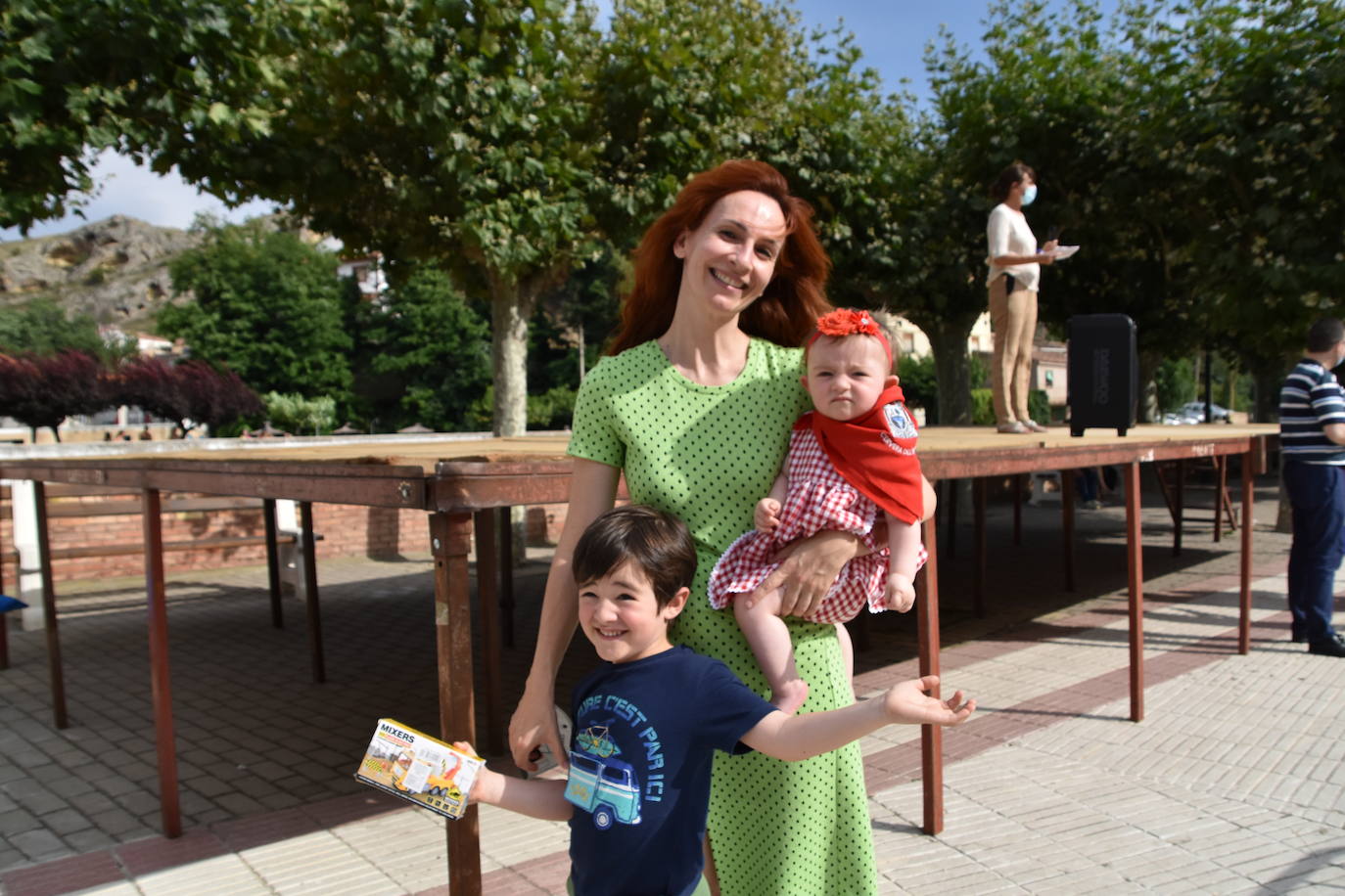 Fotos: Los cerveranos se ponen el pañuelo rojo