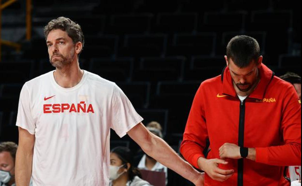 Los hermanos Gasol, al final del encuentro. 