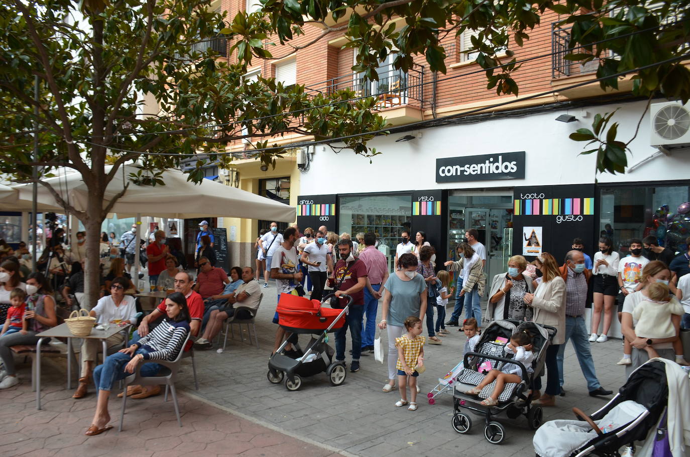 Fotos: Concierto de la charanga &#039;Kamikaze&#039; en Calahorra