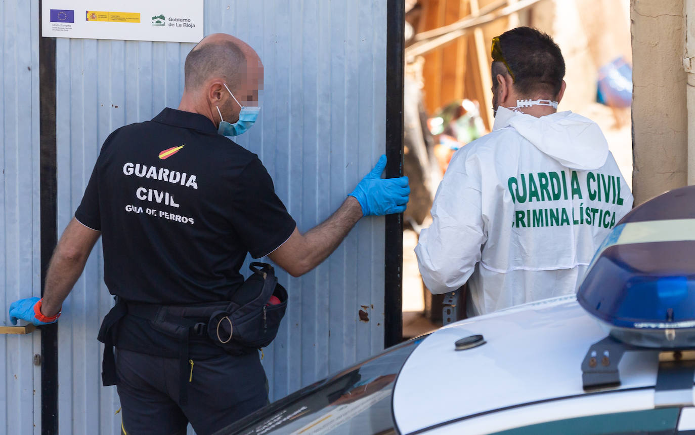 Fotos: Continúa la investigación: intenso registro durante el fin de semana en la casa del detenido en Entrena