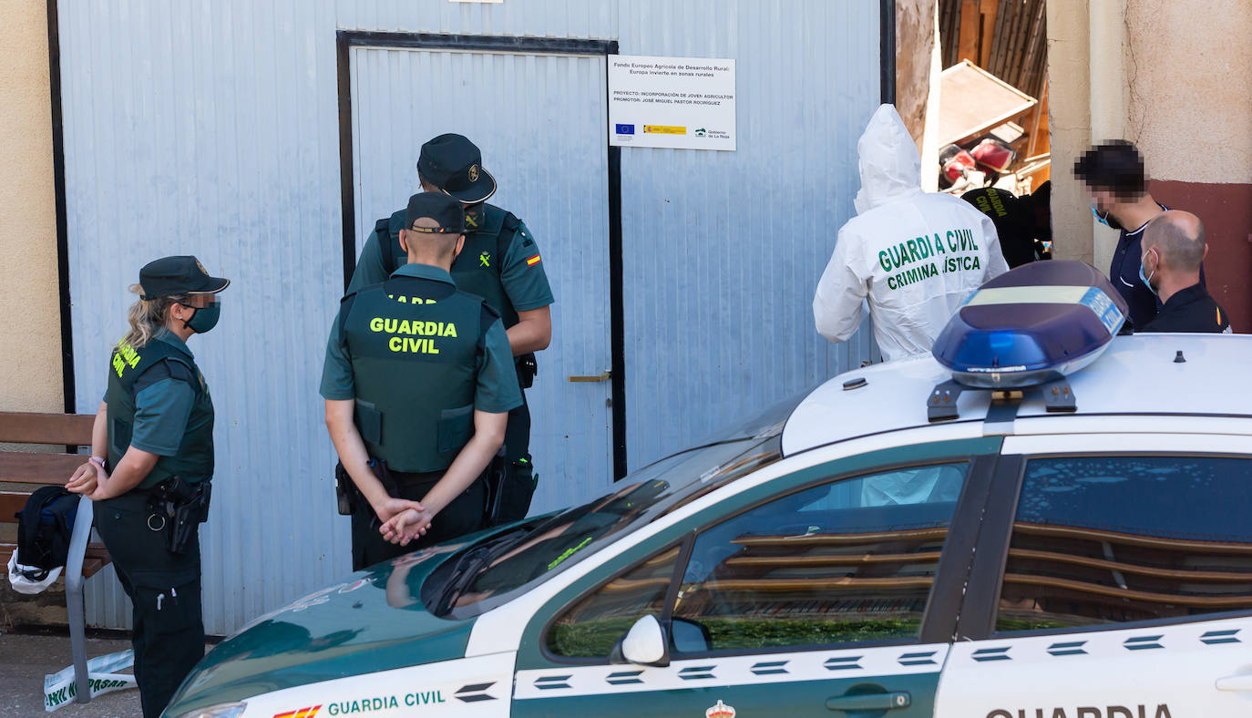 Fotos: Continúa la investigación: intenso registro durante el fin de semana en la casa del detenido en Entrena