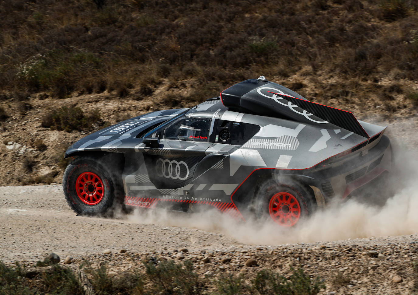 Fotos: El prototipo de Audi para el Rally Dakar completa ocho días de pruebas en España