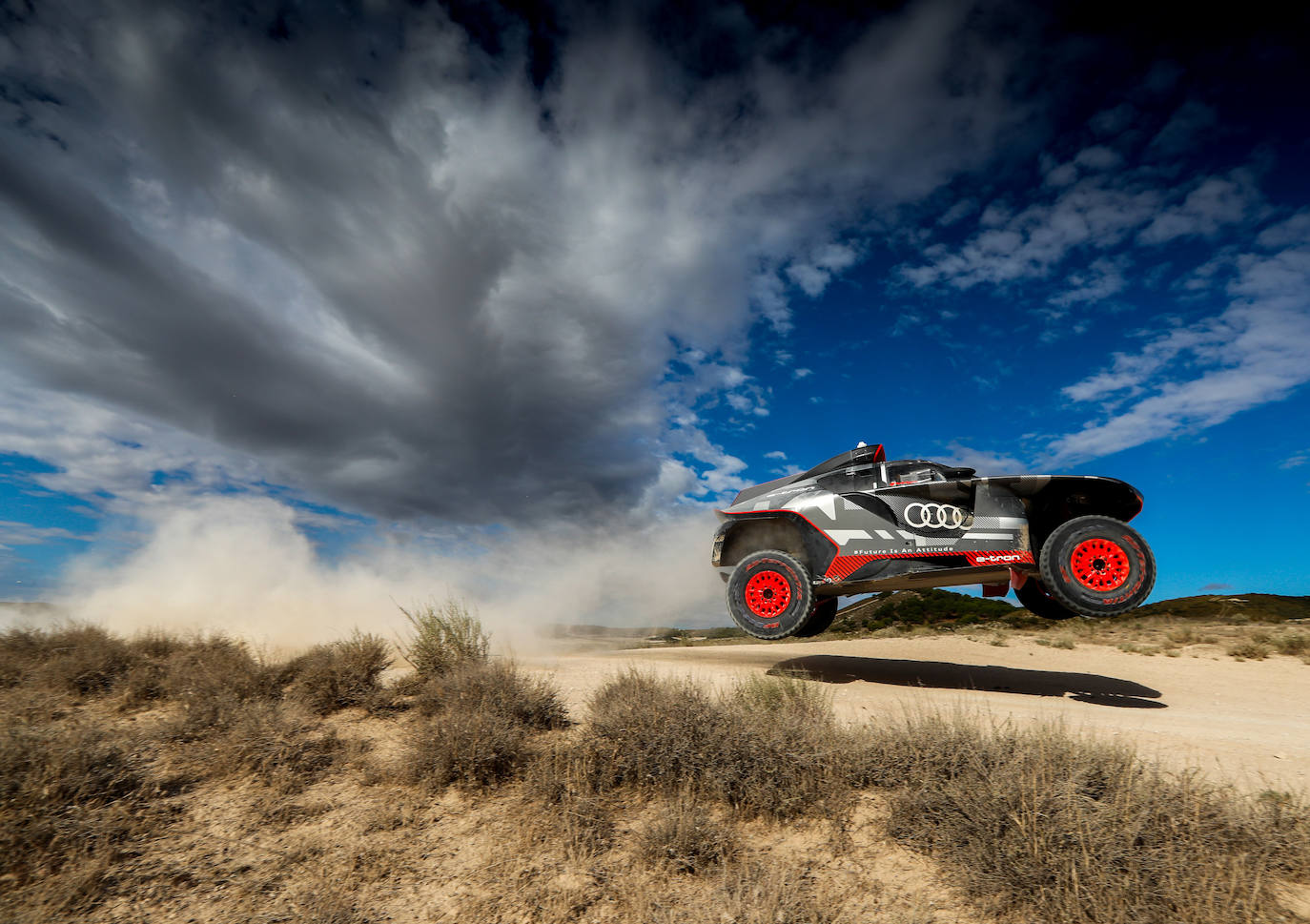 Fotos: El prototipo de Audi para el Rally Dakar completa ocho días de pruebas en España