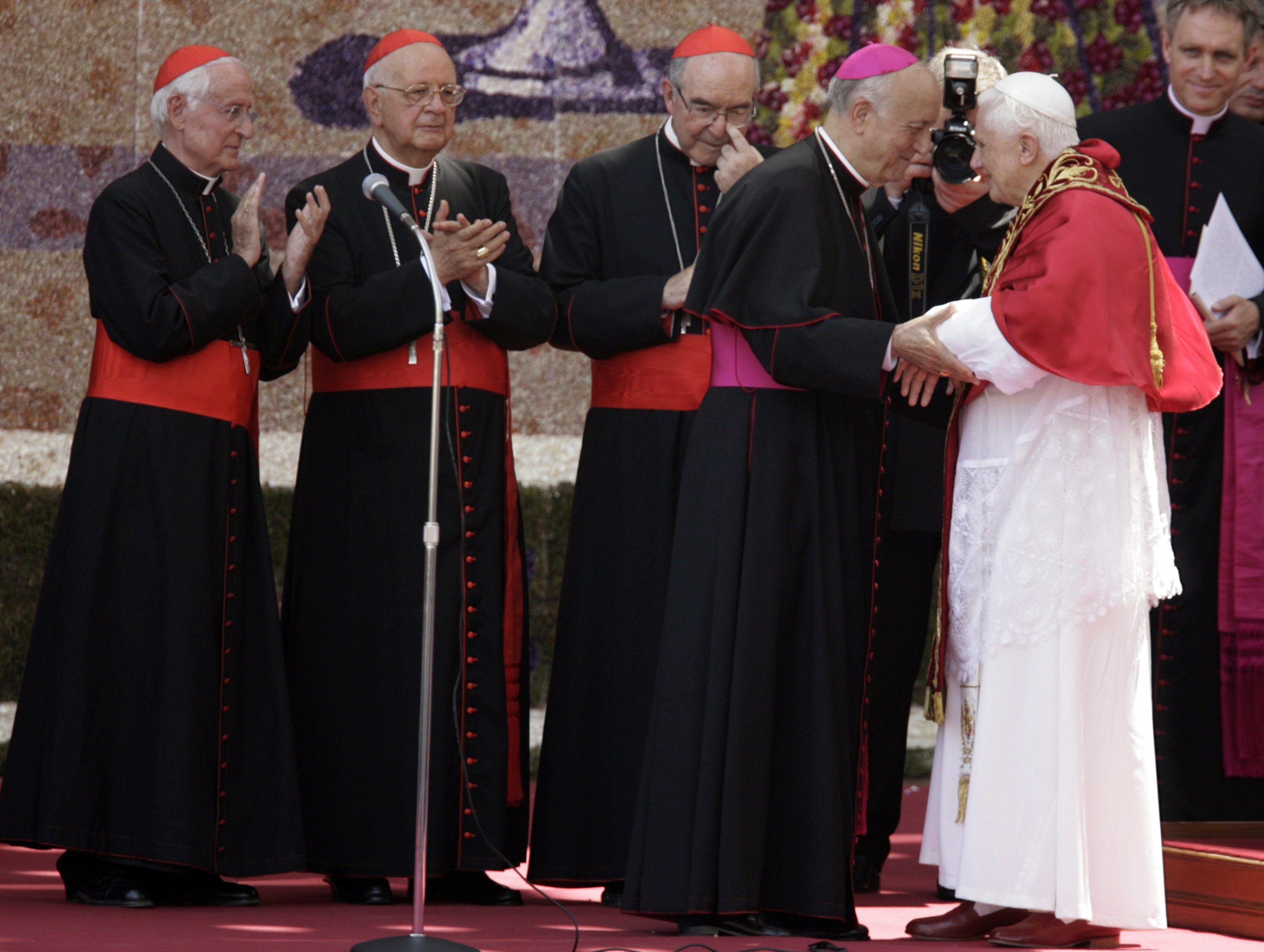 El riojano participó en la visita del Papa Benedicto XVI a España; en la imagen, en Valencia.