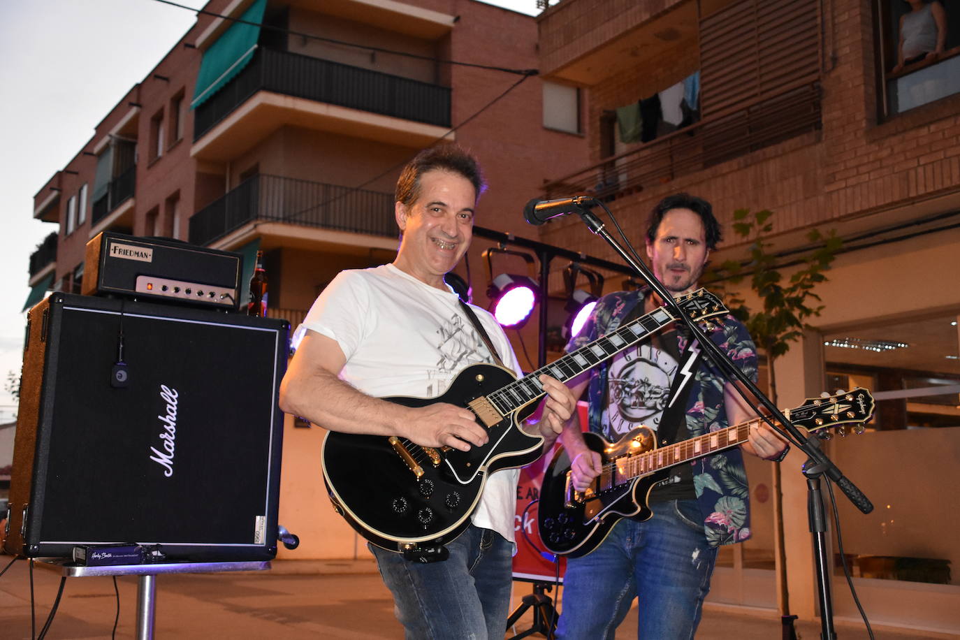 Fotos: Sonidos y color en las calles de Calahorra