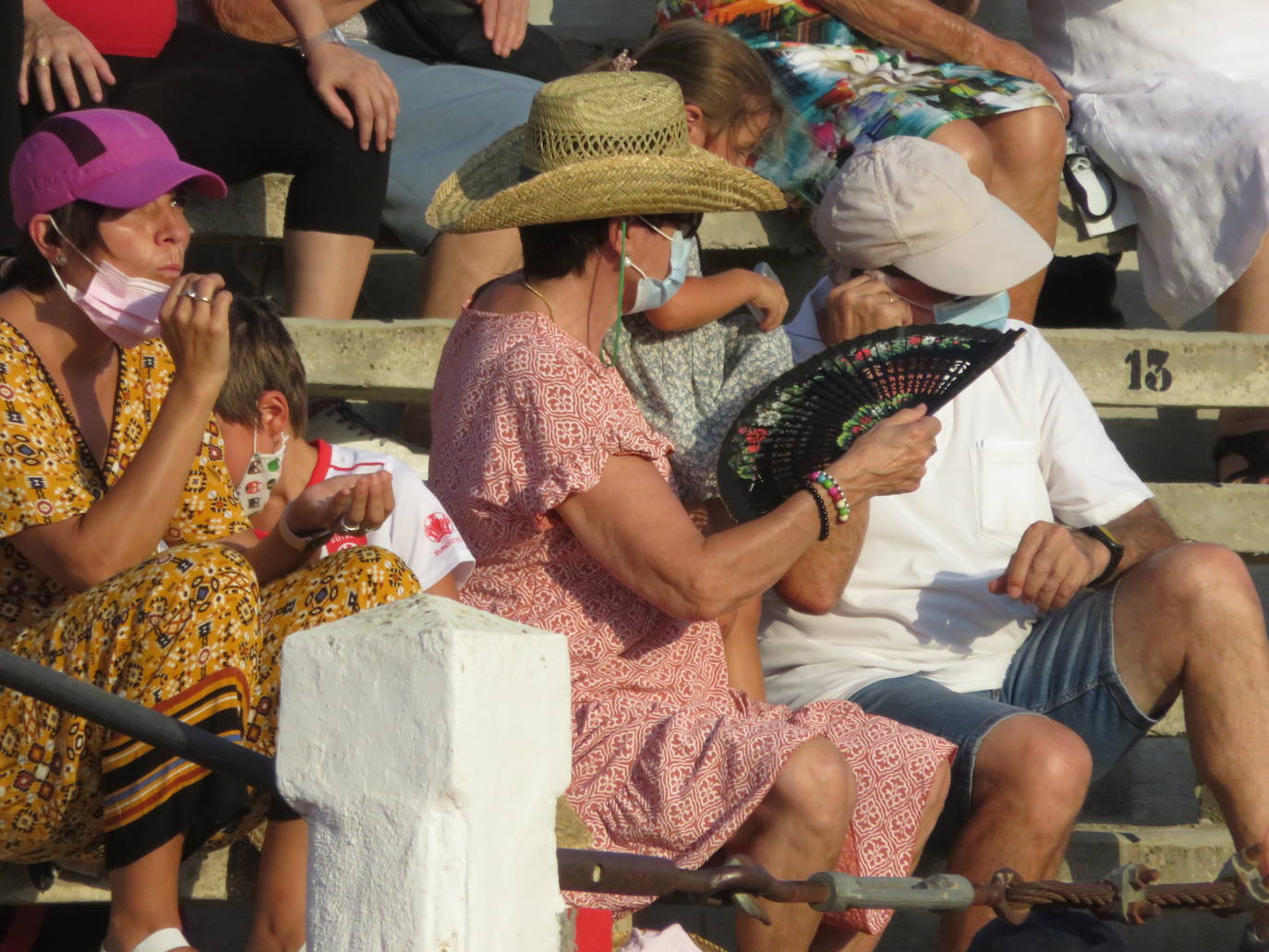 Fotos: La exhibición de bravura de las reses de Arriazu en la plaza de toros de Alfaro