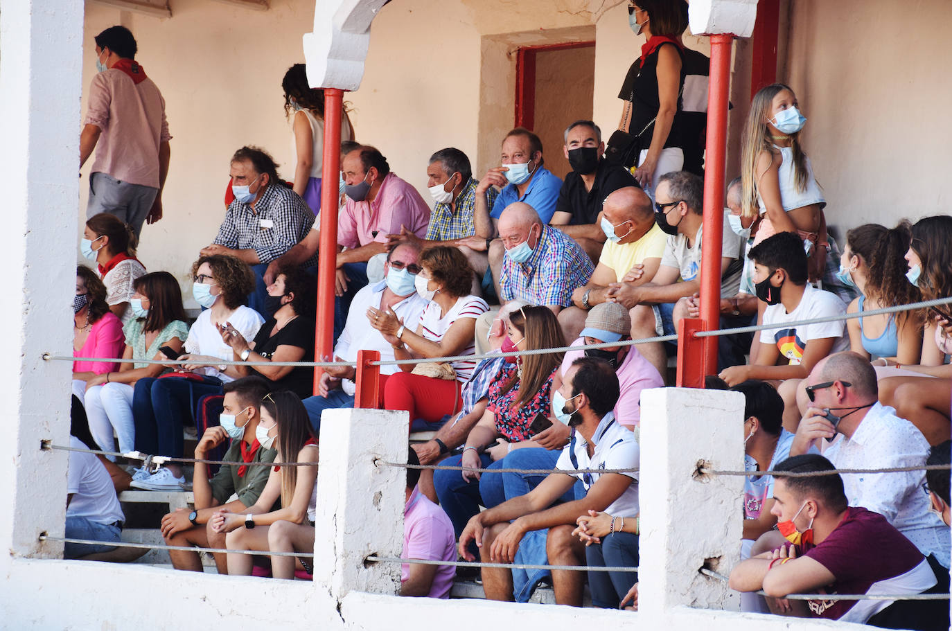 David Gomes y Pablo Donat cortan cada uno una oreja a un encierro de Pincha. 