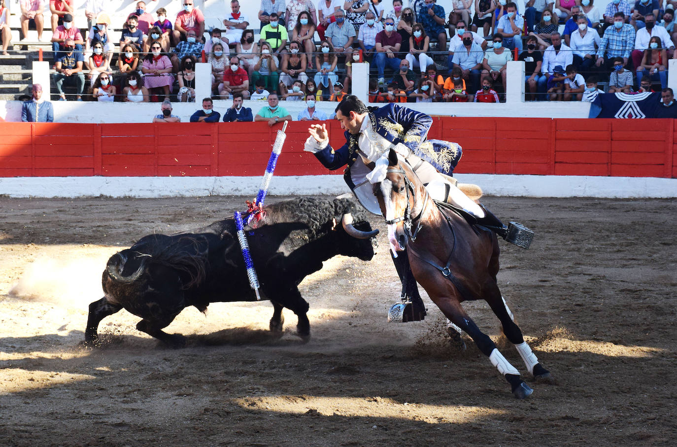 David Gomes y Pablo Donat cortan cada uno una oreja a un encierro de Pincha. 