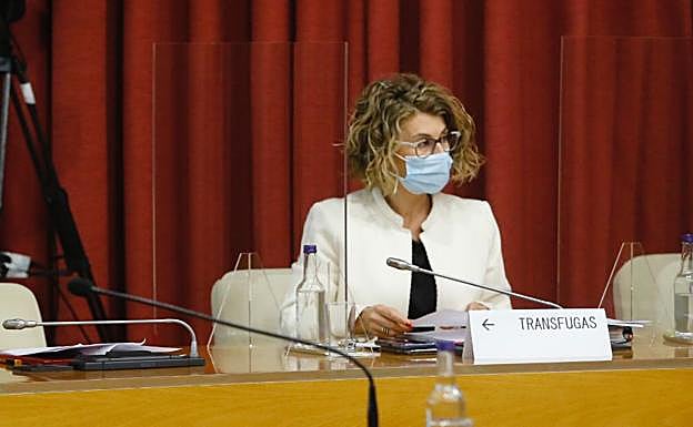 La concejala de Cs, expulsada del Pleno del Ayuntamiento de Logroño