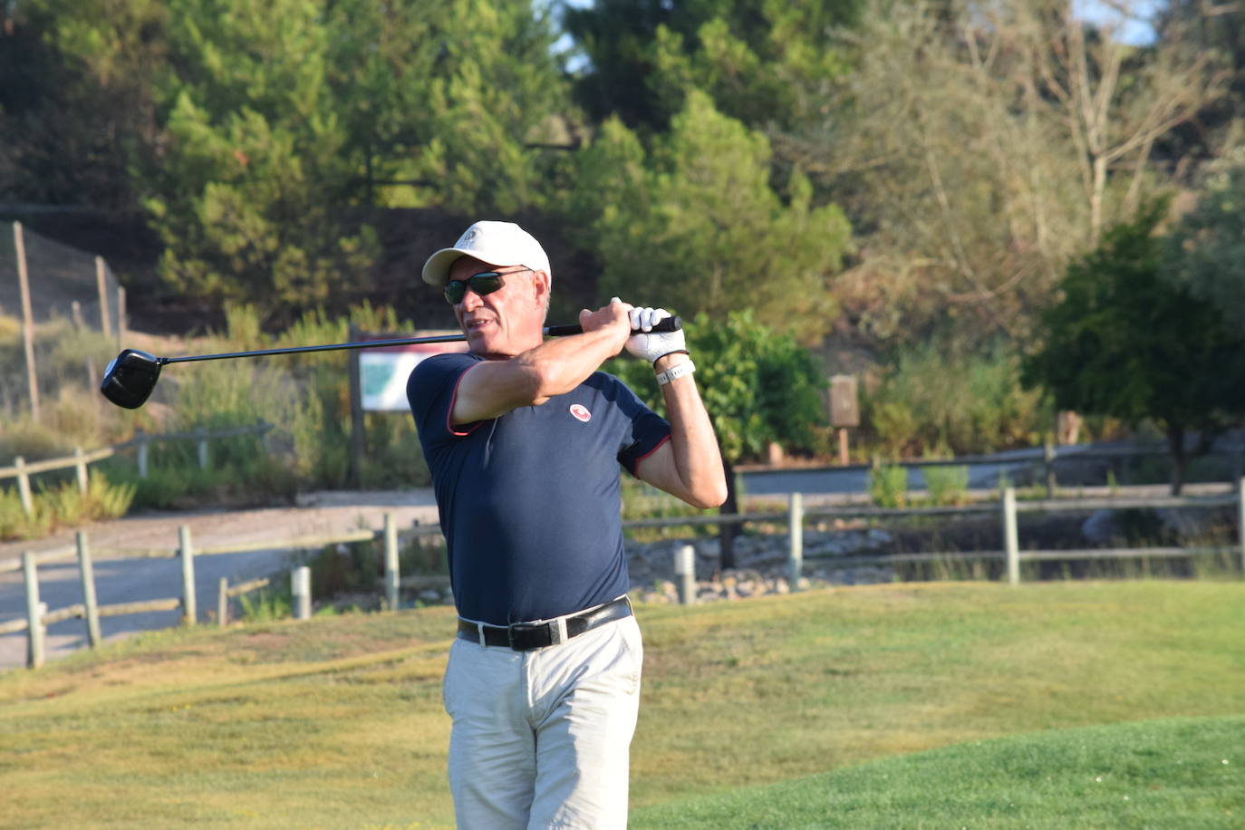 Los participantes en el torneo de patrocinadores de la Liga de Golf y Vino disfrutaron de un gran día de golf en El Campo de Logroño. 