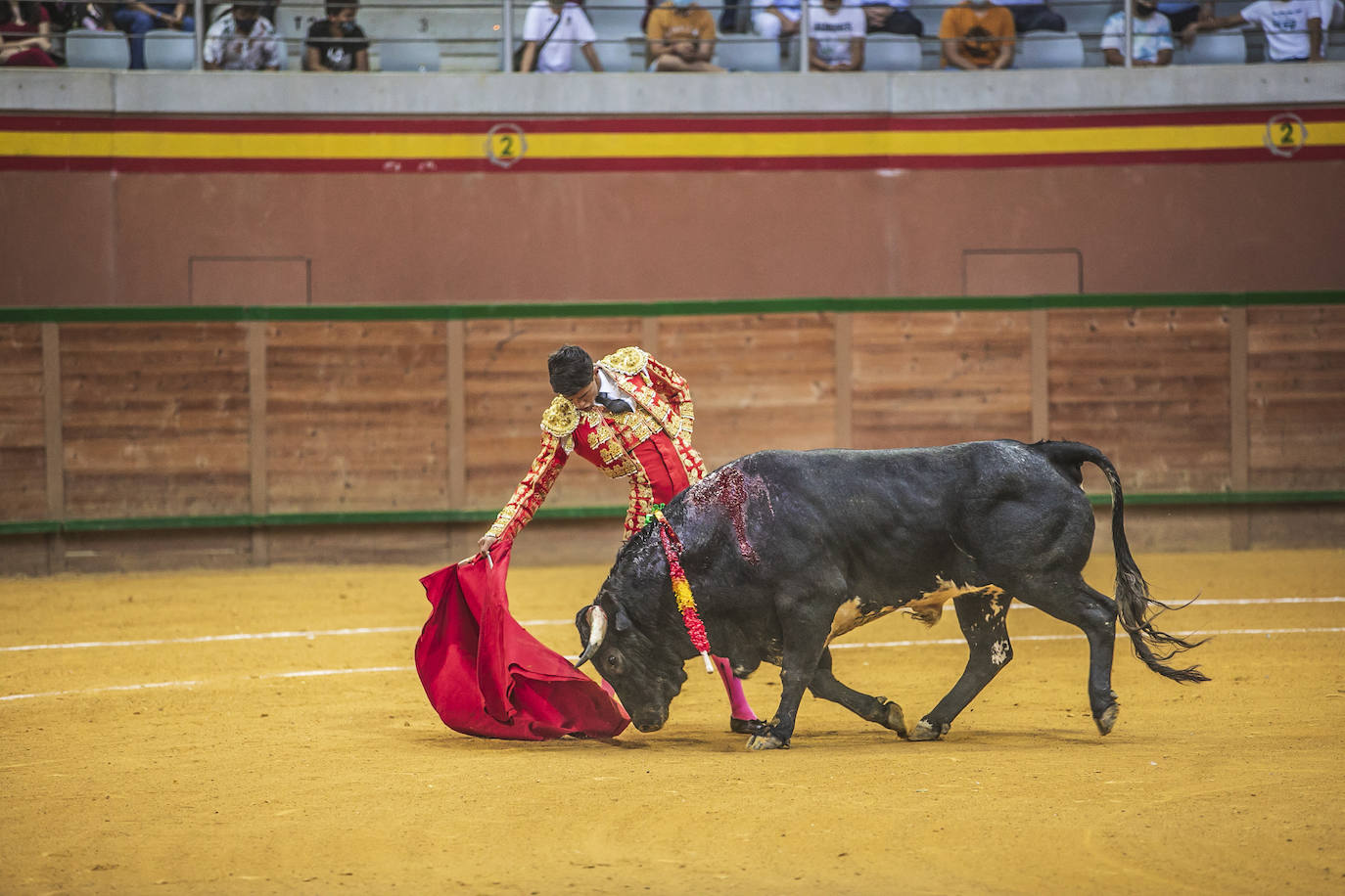 La localidad riojabajeña ha acogido una cita del Circuito Norte de novilladas