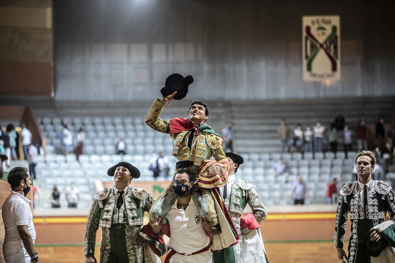 La localidad riojabajeña ha acogido una cita del Circuito Norte de novilladas