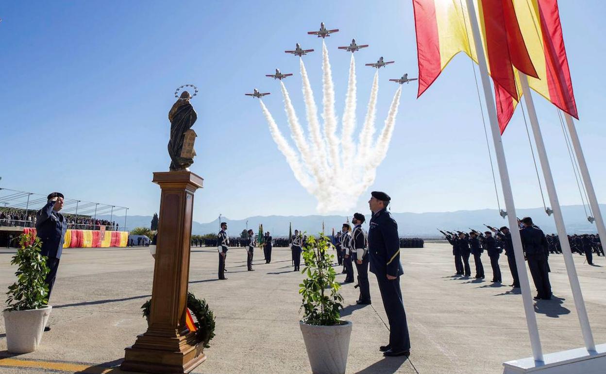 Acto de homenaje a los caídos de las Fuerzas Armadas.