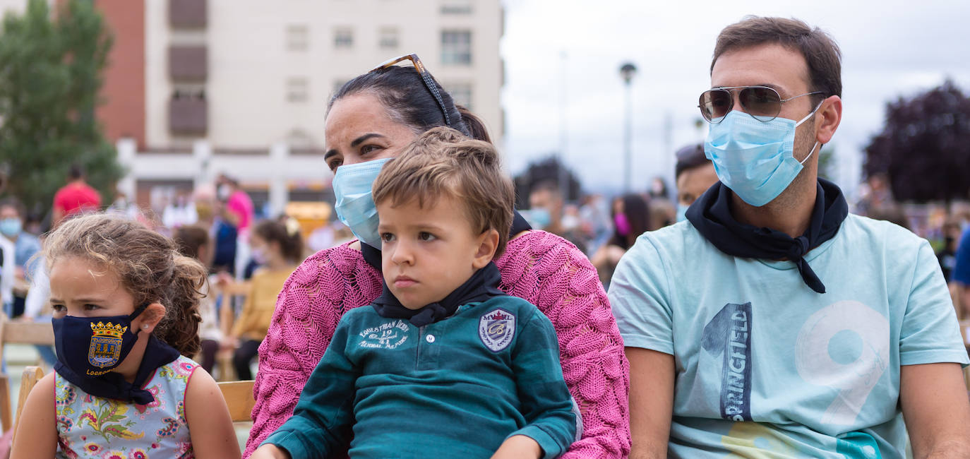 La compañía Tres Tristes Tigres ha protagonizado la mañana del sábado