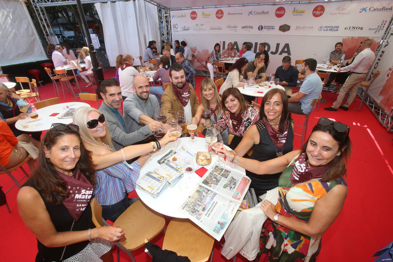 La gastronomía de Croqueta y Presumida y los vinos de Marqués de Cáceres se dan la mano en una primera jornada marcada por el excelente ambiente. 