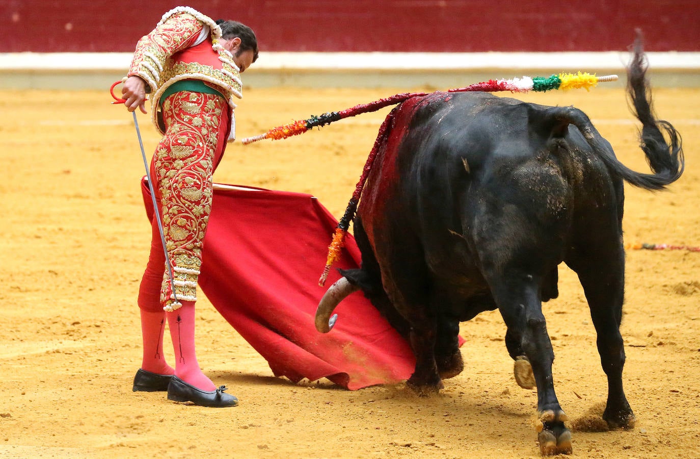 Antonio Ferrera ha cortado una oreja en el mano a mano con un Diego Urdiales que no ha tenido suerte con su lote