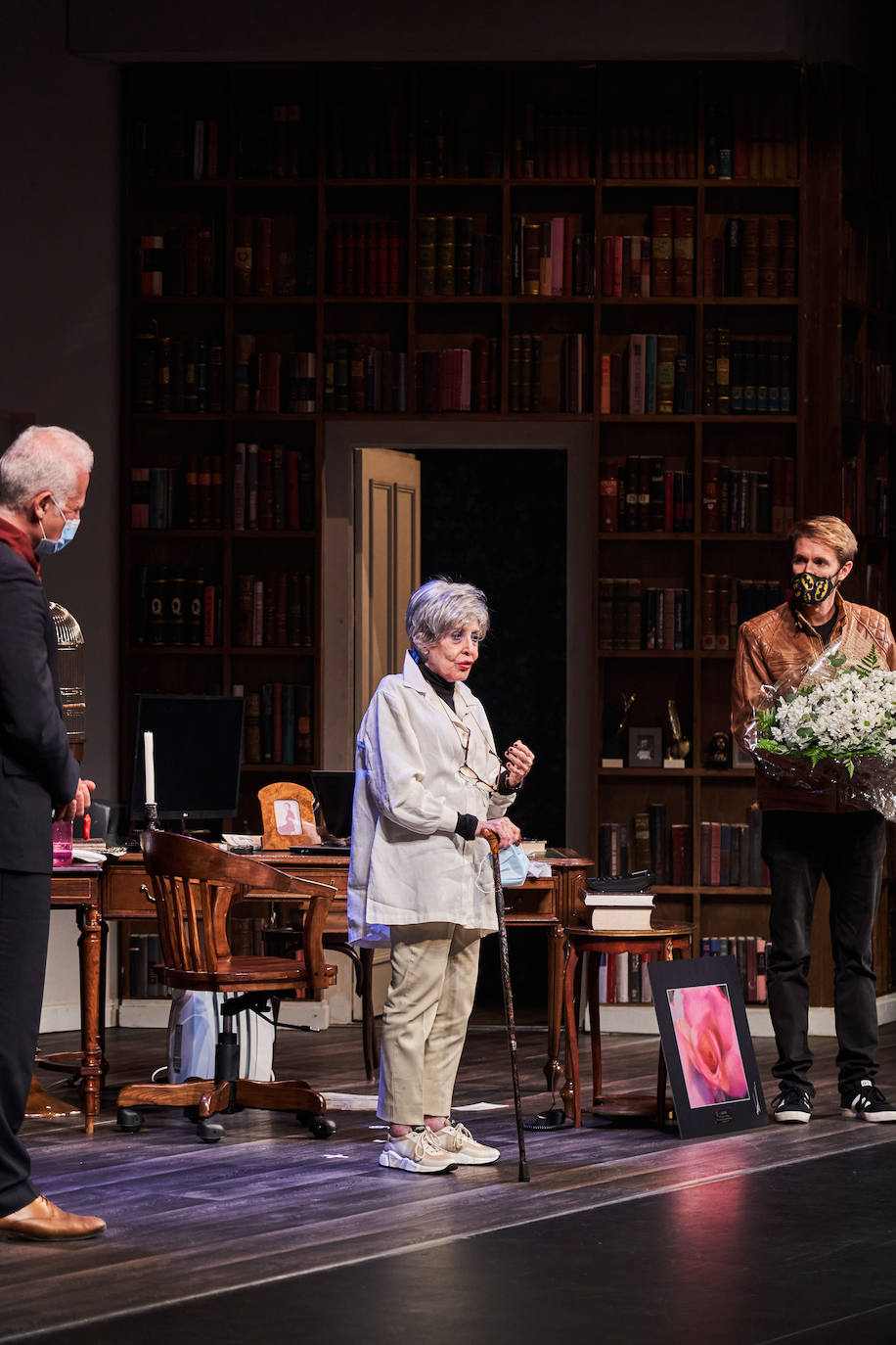 La actriz se ha despedido de las tablas con una representación en el Teatro Bretón de Logroño