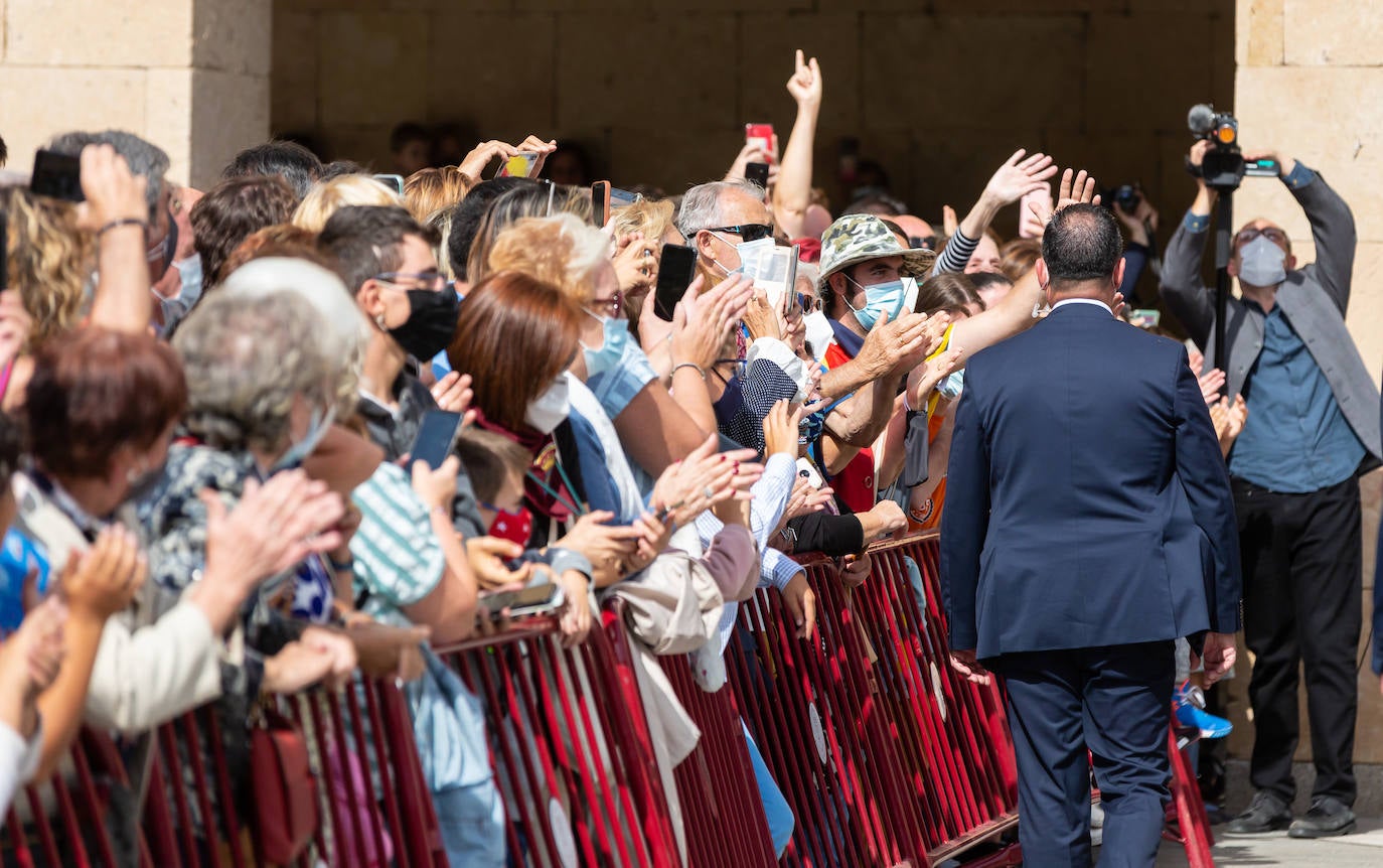 Fotos: Un caluroso recibimiento al rey Felipe VI en Logroño