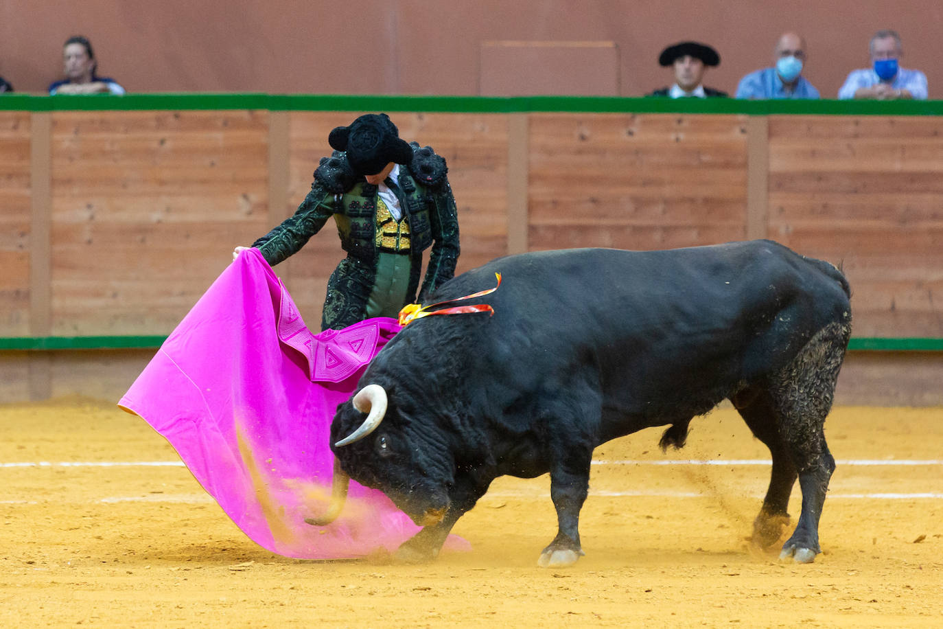 Diego Ventura corta cuatro orejas en la localidad riojabajeña