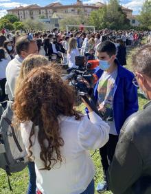 Imagen secundaria 2 - Doña Letizia, cercana y deslumbrante