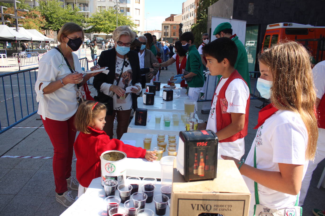 Fotos: Arnedo vive la quinta jornada de San Cosme y San Damián