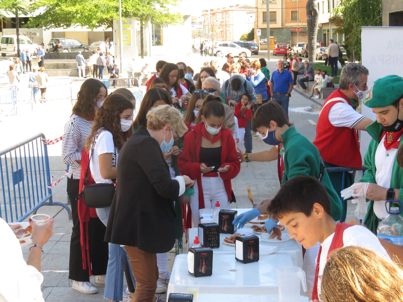 Fotos: Arnedo vive la quinta jornada de San Cosme y San Damián