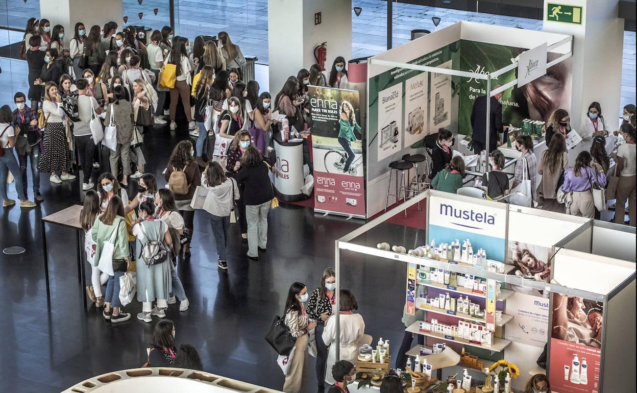 Algunos de los asistentes al Congreso Nacional de Matronas, qyer en Riojafórum. 