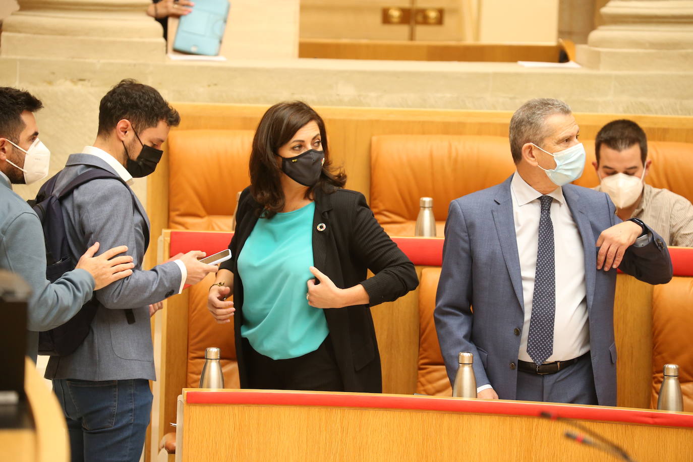 La cámara riojana celebró su sesión plenaria del mes de octubre.