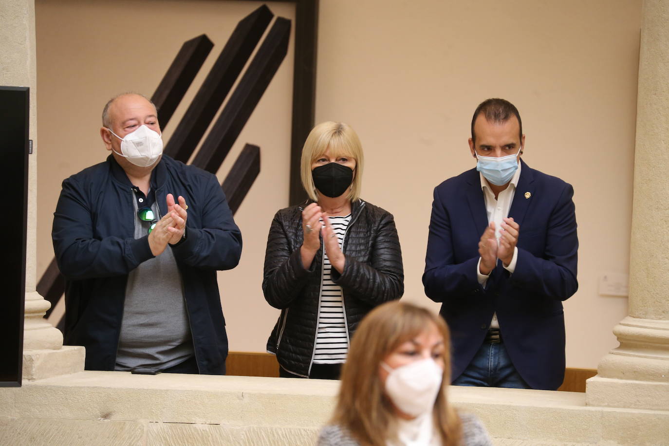 La cámara riojana celebró su sesión plenaria del mes de octubre.