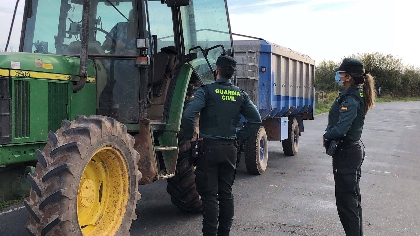 La Guardia Civil en La Rioja intensifica las actuaciones contra la explotación laboral y la trata de personas durante la vendimia.