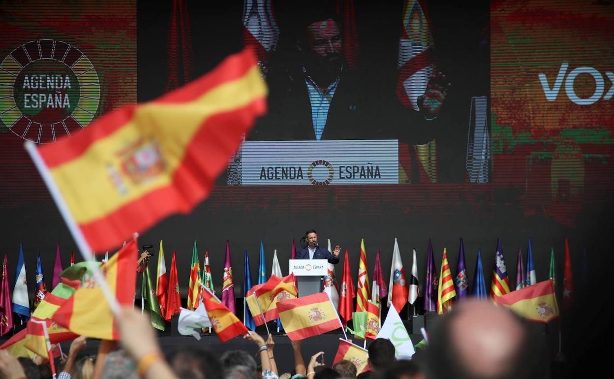 Santiago Abascal, durante un mitin en Madrid este domingo.