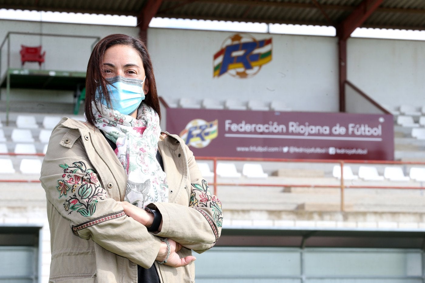 La presidenta del Comité de Fútbol Femenino de la FRF, Itziar Díaz, posa en el Mundial'82. 