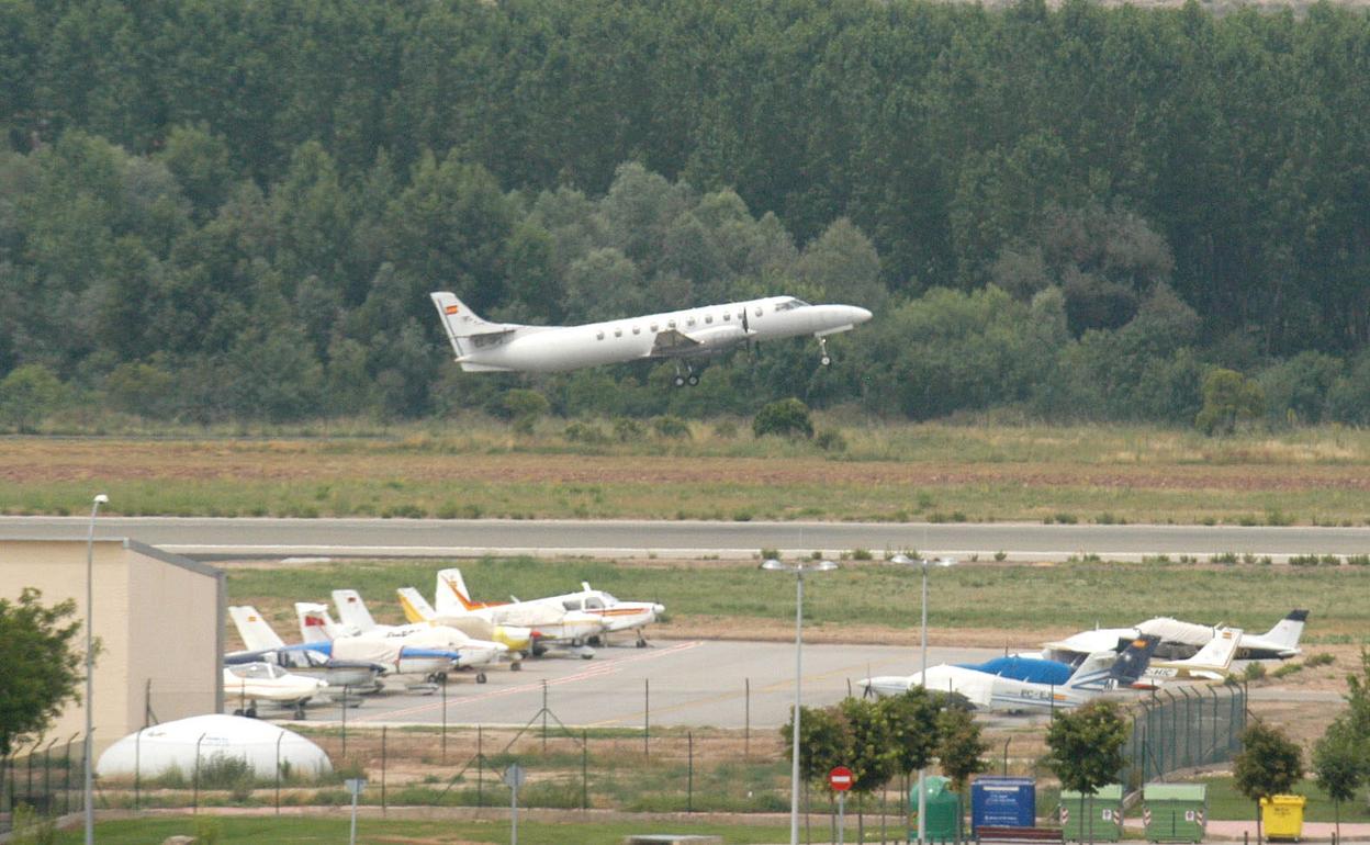 Piden cinco años y medio para el exdirector de Rioja Airlines por «vaciarla patrimonialmente»