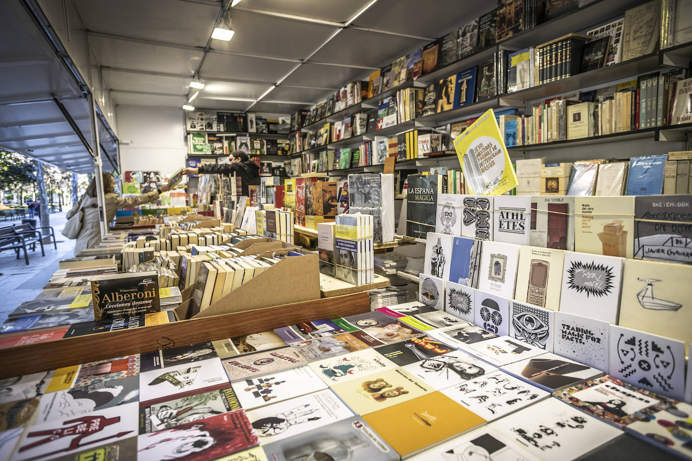 Fotos: El viernes de la feria &#039;Otoño de libros (y vinos)&#039;